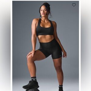 *NWT* ALO airlift energy short